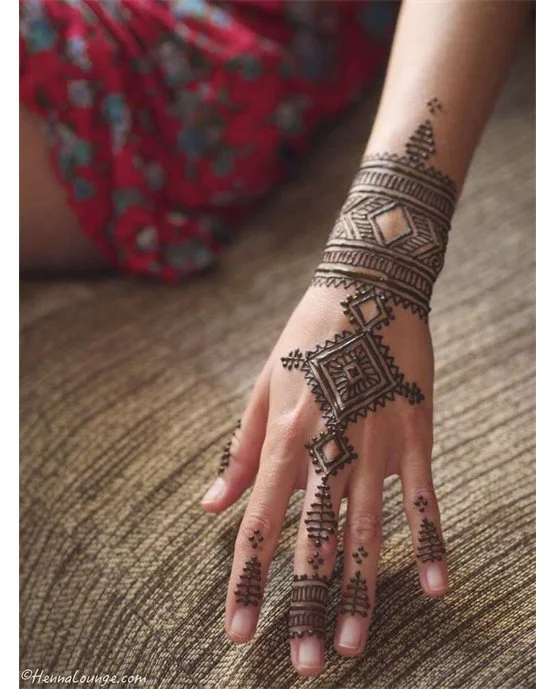 Wreath Inspired Whimsical Back Hand Mehndi Design
